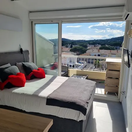 Naturiste Cap D'agde Port Soleil 606